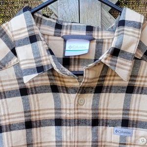 Columbia Long Sleeve Button-down Plaid Shirt